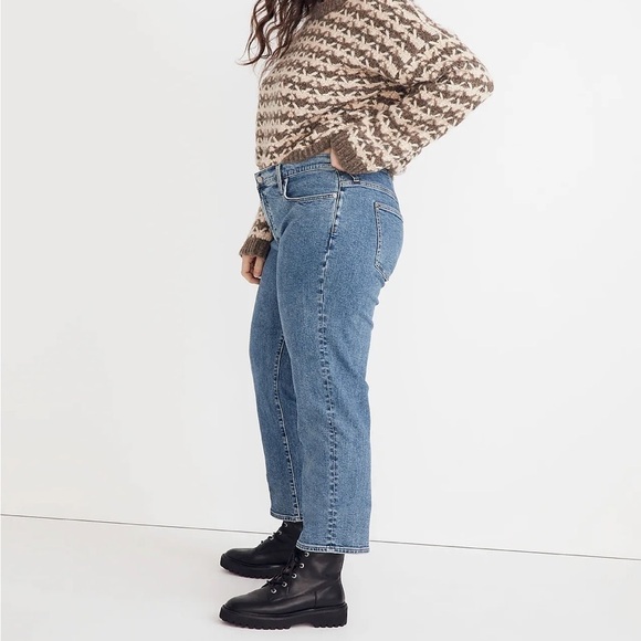 Madewell The Mid-Rise Perfect Vintage Jeans - Picture 2 of 11